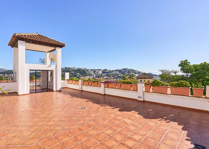 Hotel apartamentowy Costa Luxe 4*