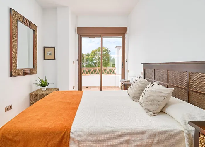 Hotel apartamentowy Costa Luxe 4*