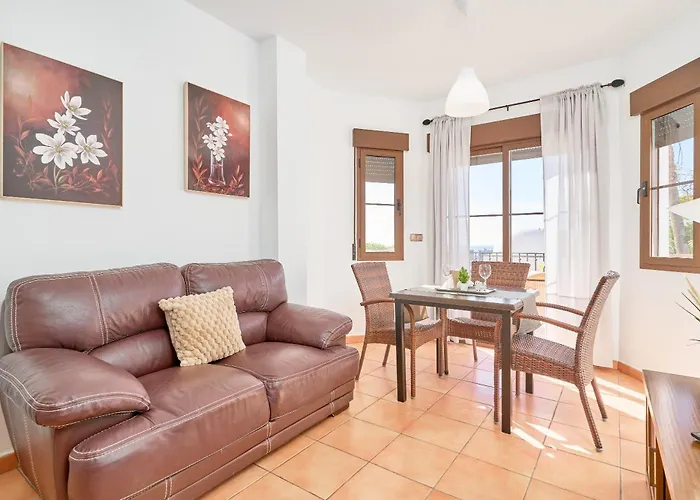 Costa Luxe 4*