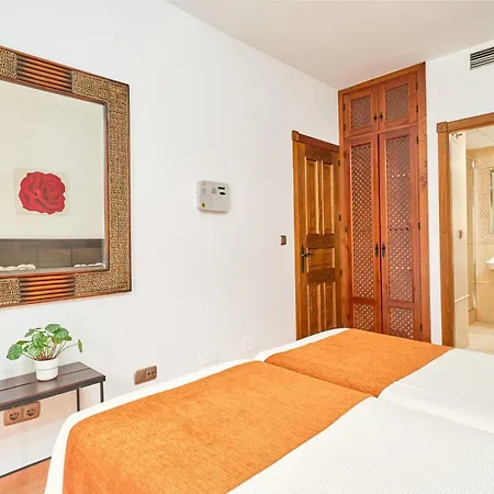 Costa Luxe Almuñecar Apartahotel